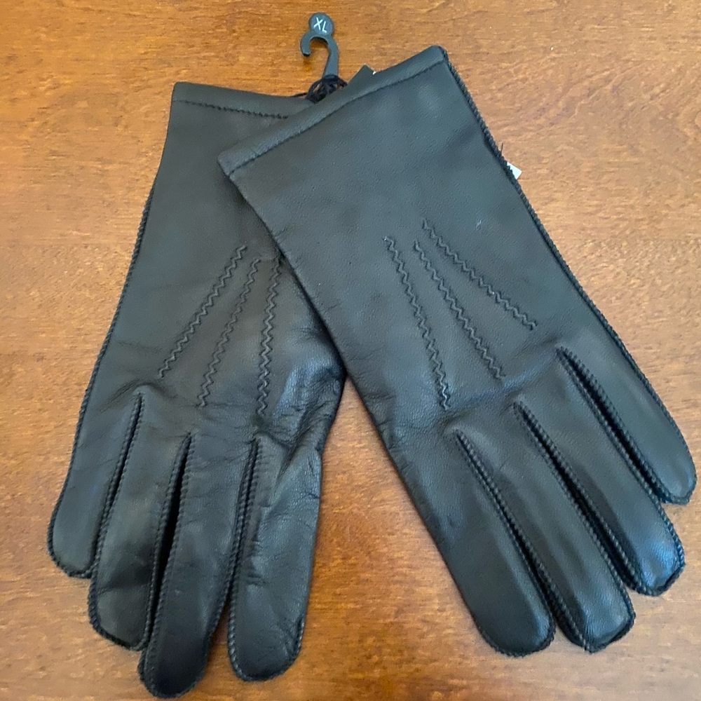 Genuine leather gloves lined with cashmere